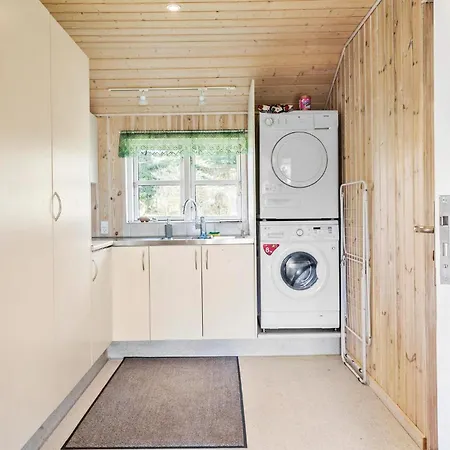 בית נופש 3 Bedroom Beautiful In