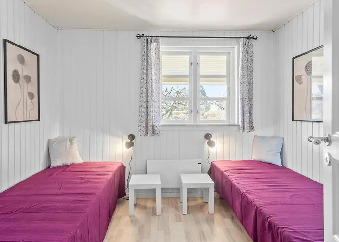 3 Bedroom Beautiful In Dom wakacyjny