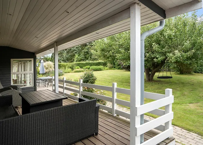 3 Bedroom Beautiful In Dom wakacyjny Vordingborg